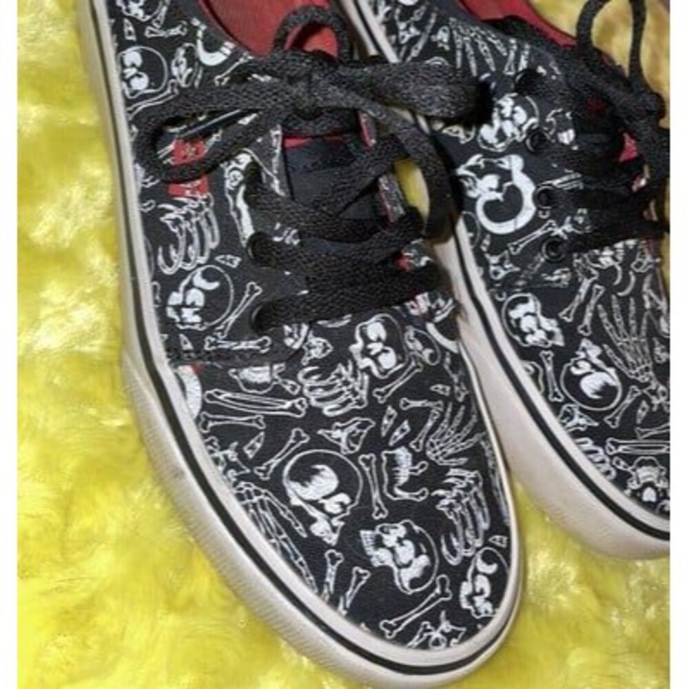 Halloween Skull Vintage DC Comics Womens Sneaker Skate Tennis Shoes Sz 7 F